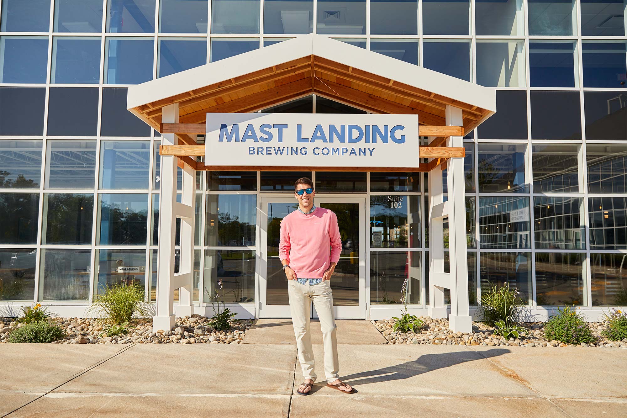 Parker Olen in front of Mast Landing Brewing Company