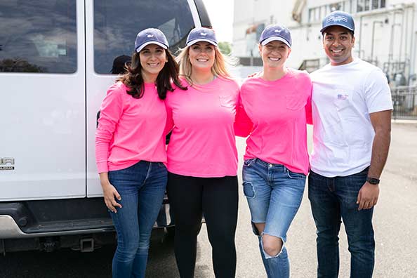 vineyard vines employees